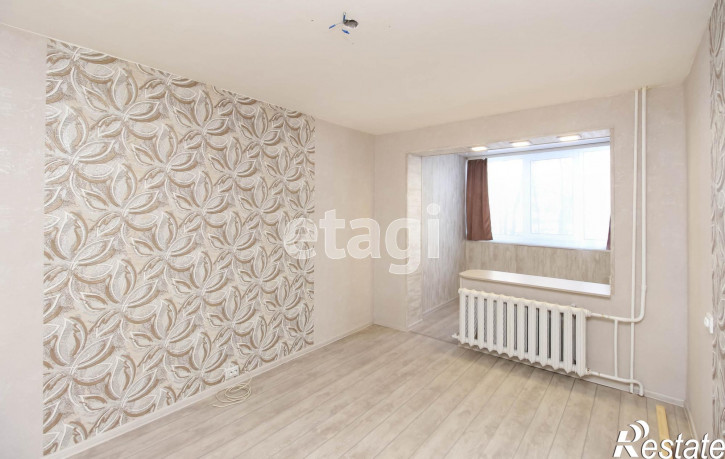 3-комн квартира Домостроителей, 10