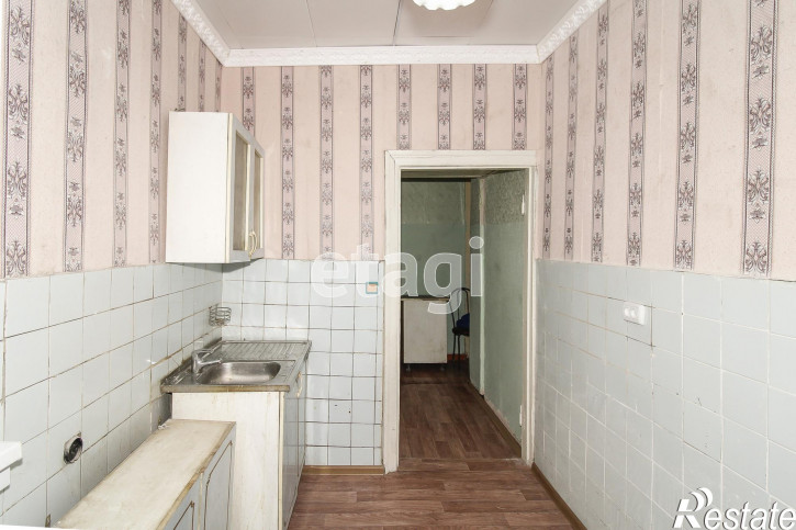 3-комн квартира 9 января, 1