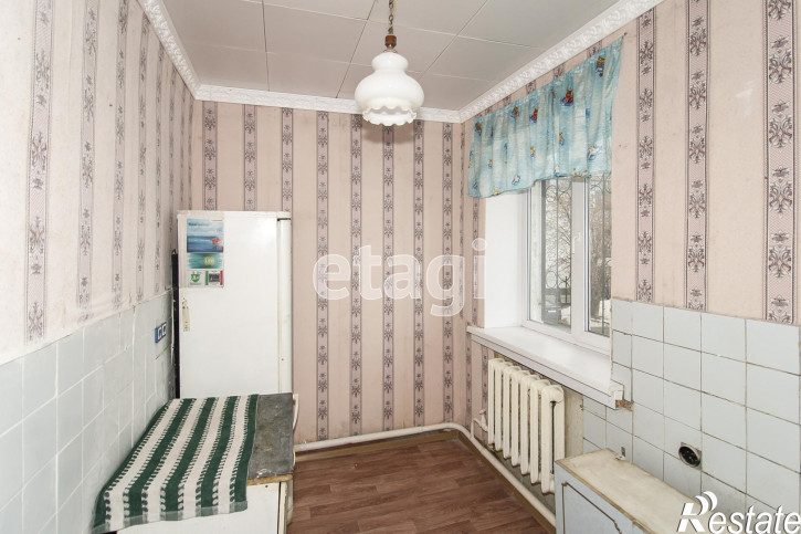 3-комн квартира 9 января, 1