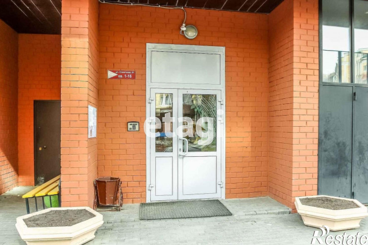 2-комн квартира Советская, 51