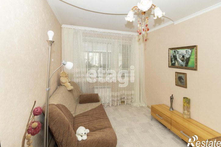 3-комн квартира Энергетиков, 62