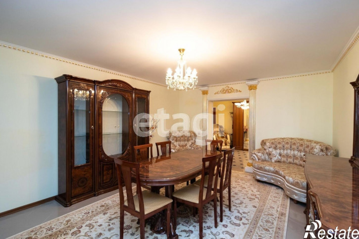 3-комн квартира Депутатская, 80/1