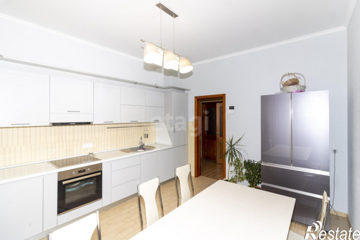 3-комн квартира Академический пр., 7