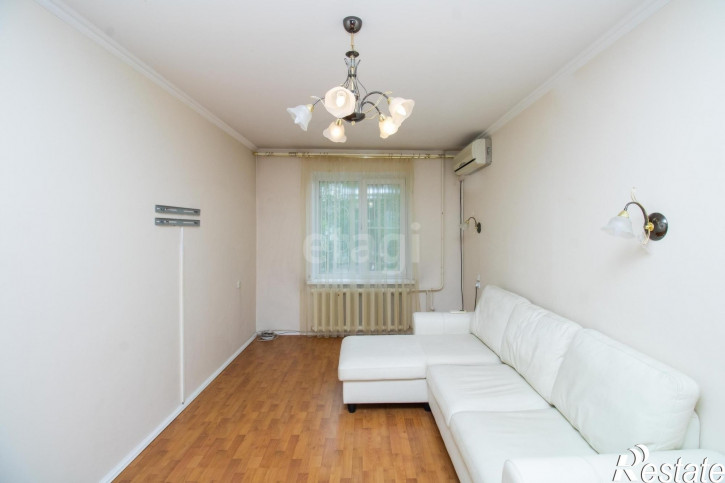 4-комн квартира Невская, 31