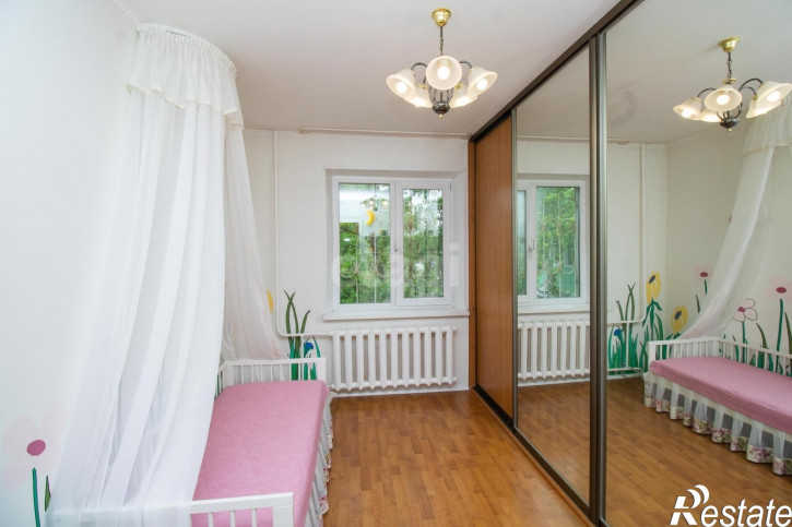 4-комн квартира Невская, 31