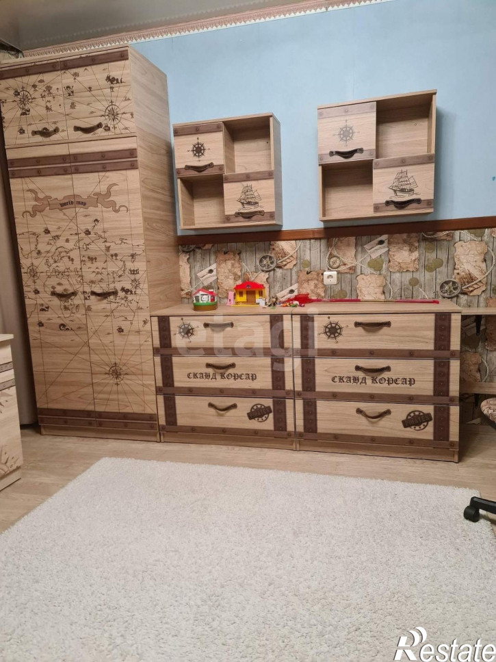 4-комн квартира Олимпийская, 37