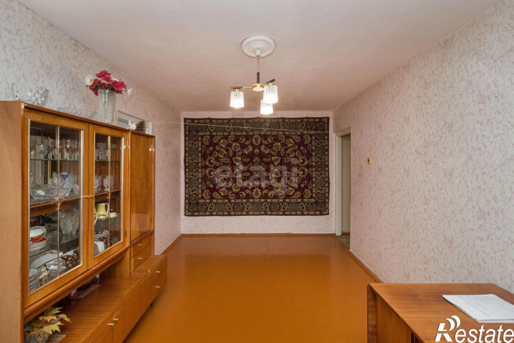 4-комн квартира Таврическая, 6