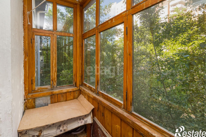 4-комн квартира Таврическая, 6