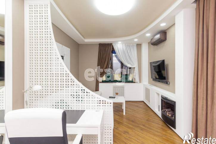 2-комн квартира Республики, 8