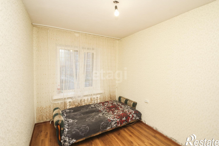 3-комн квартира Пражская (Строителей), 51