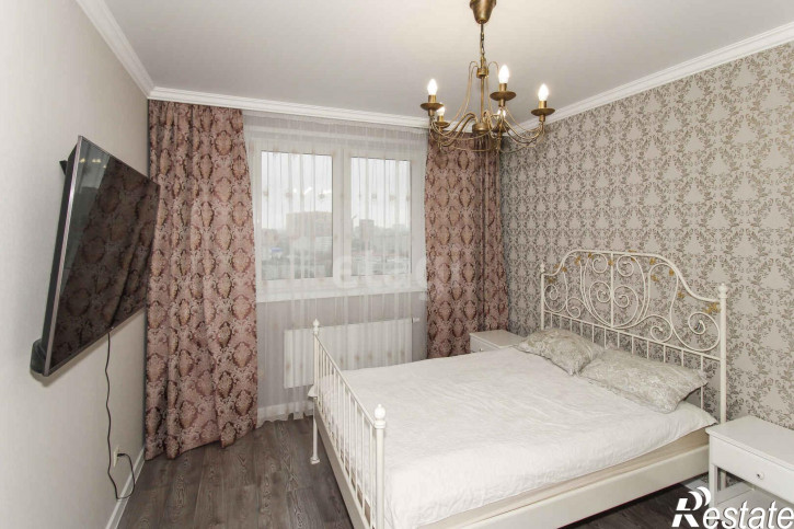 1-комн квартира Бакинских Комиссаров, 1