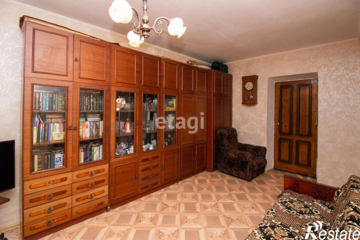 2-комн квартира Александра Матросова, 27