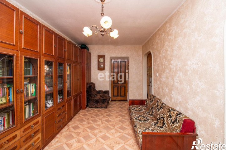 2-комн квартира Александра Матросова, 27