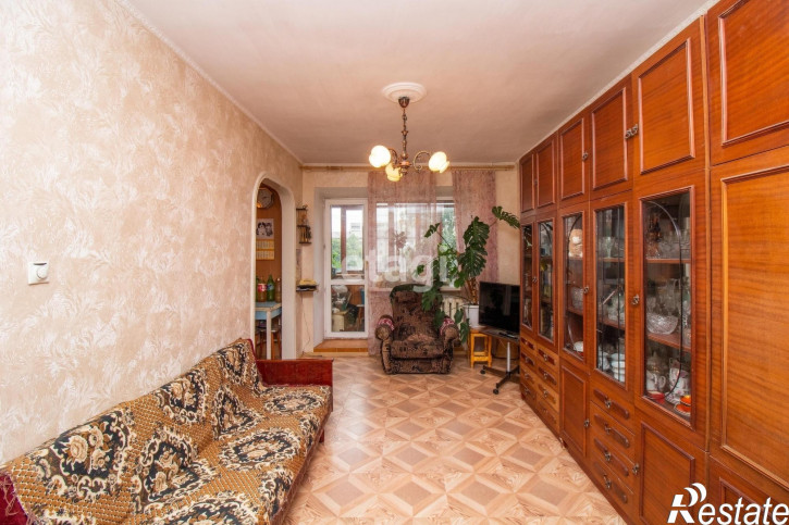 2-комн квартира Александра Матросова, 27