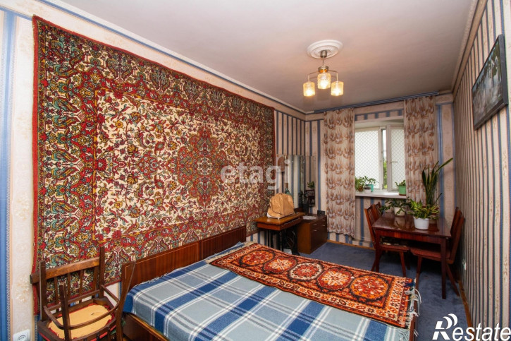 2-комн квартира Александра Матросова, 27