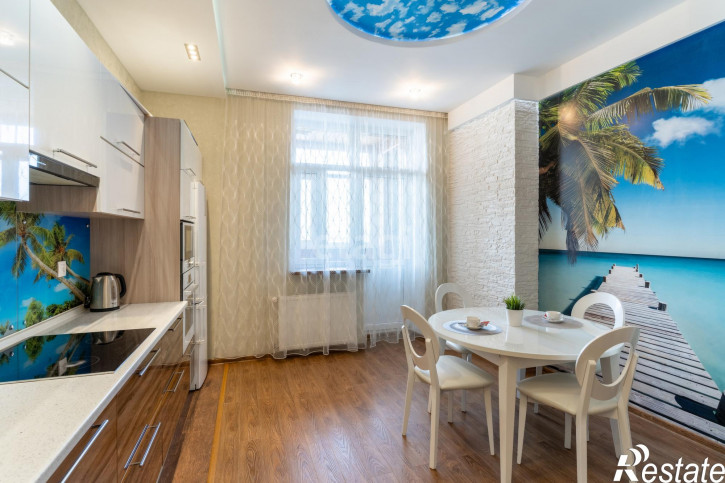 2-комн квартира Малыгина, 90