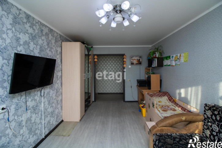 3-комн квартира Демьяна Бедного, 98
