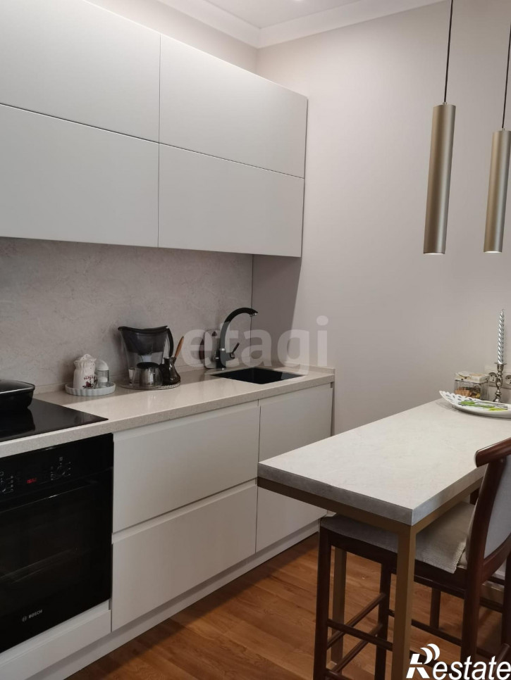 1-комн квартира Фармана Салманова, 6