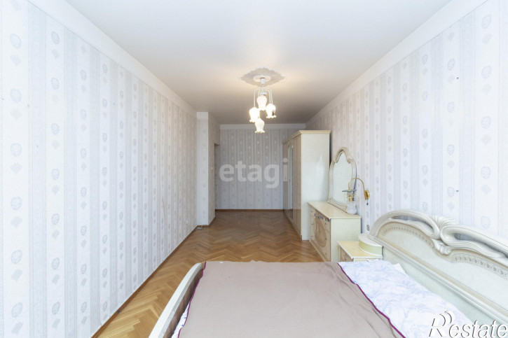 4-комн квартира Малыгина, 56