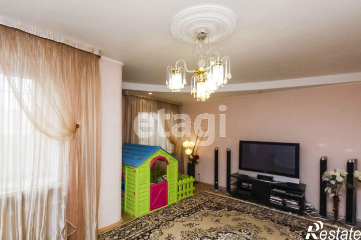 3-комн квартира Елизарова, 6