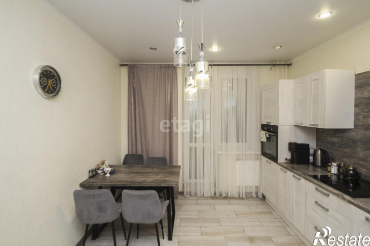 4-комн квартира Тимофея Чаркова, 79
