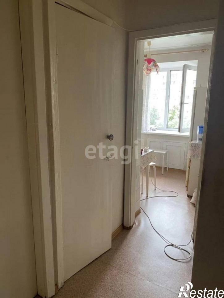 4-комн квартира Красных Зорь, 31