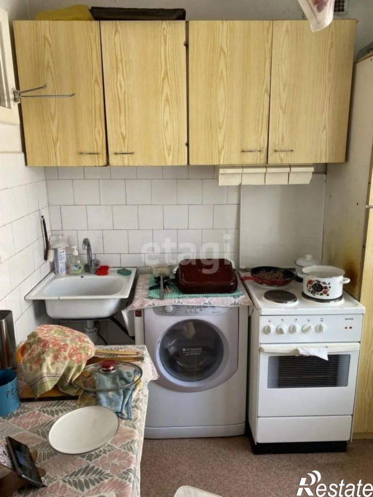 4-комн квартира Красных Зорь, 31