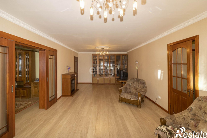 5-комн квартира Пермякова, 48/2