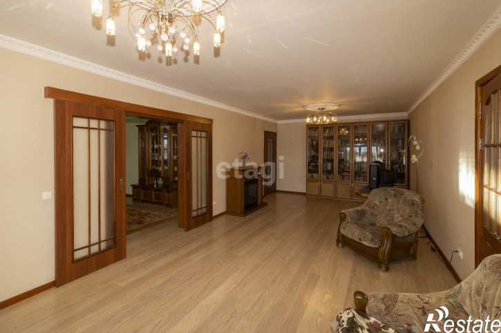 5-комн квартира Пермякова, 48/2