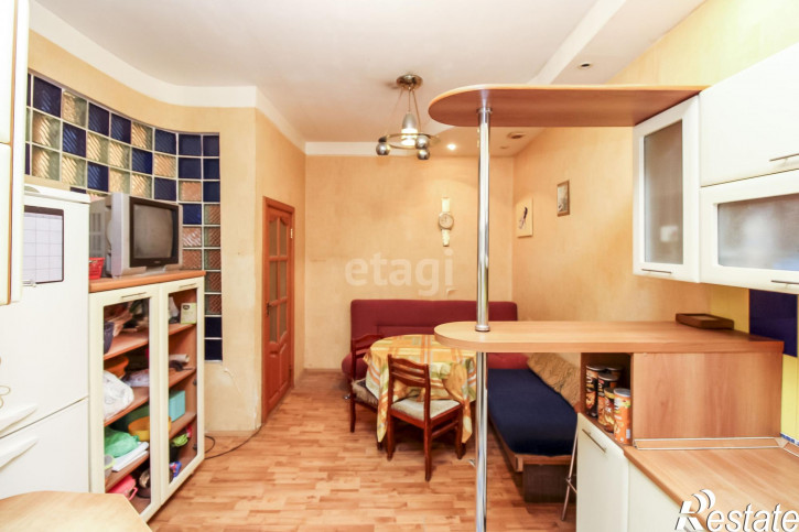 3-комн квартира Беляева, 25/1