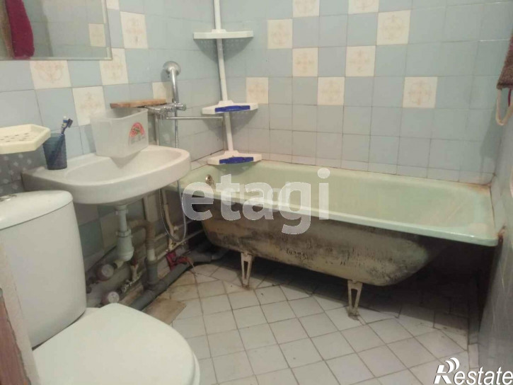 1-комн квартира Парфенова, 18