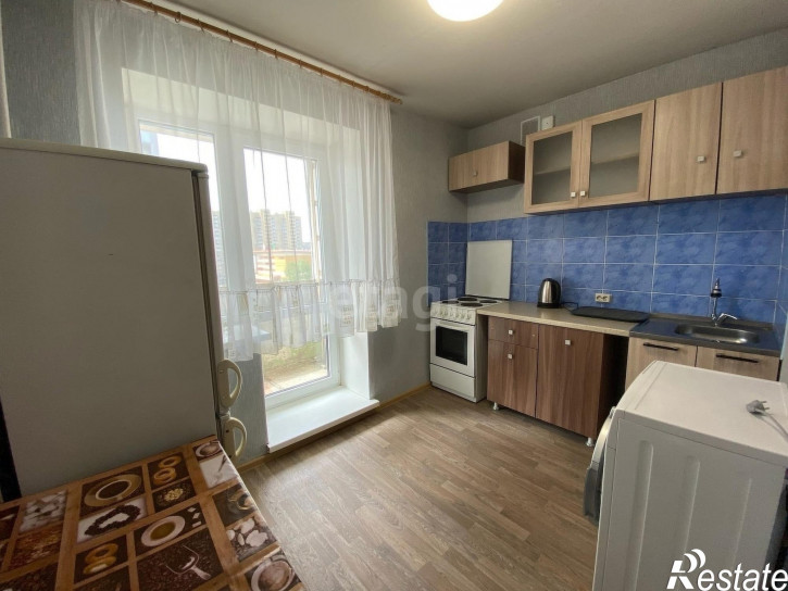 2-комн квартира Монтажников, 18