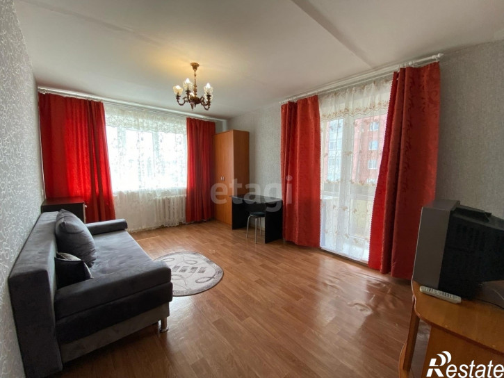 2-комн квартира Монтажников, 18