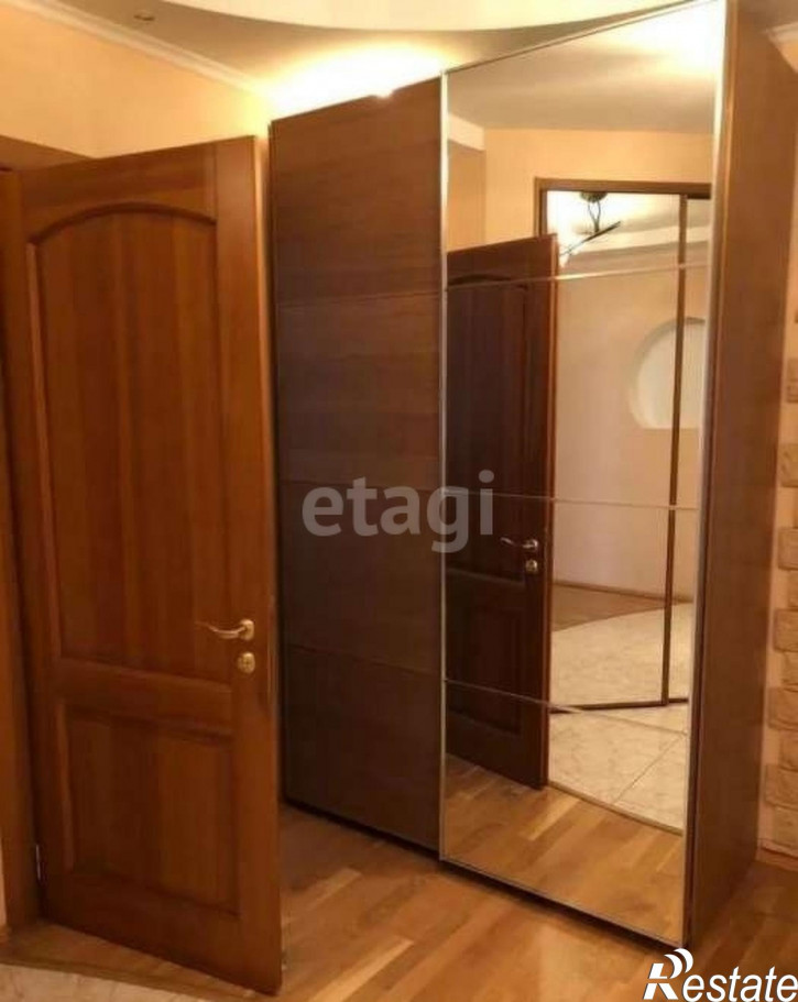 3-комн квартира Шиллера, 34/1