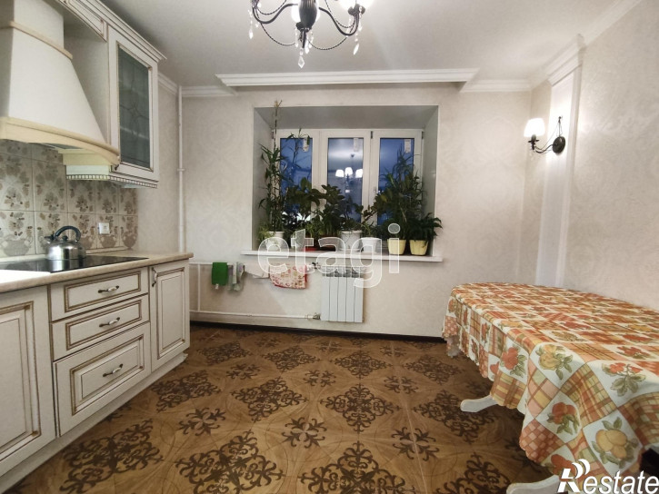 2-комн квартира Самарцева, 3