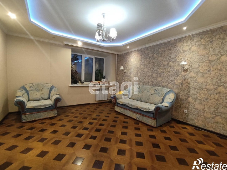 2-комн квартира Самарцева, 3