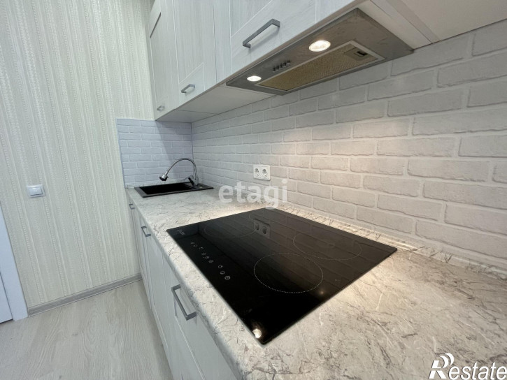 2-комн квартира Эрвье, 32