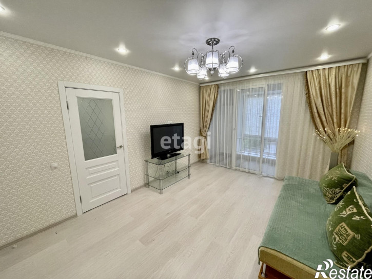 2-комн квартира Эрвье, 32
