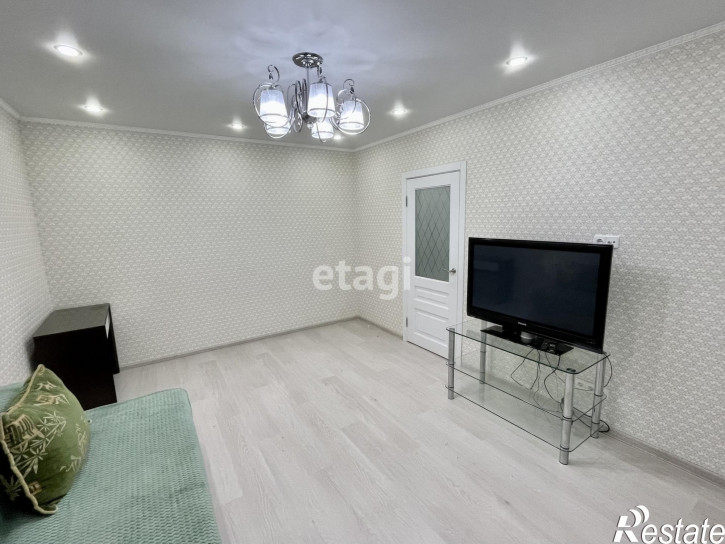 2-комн квартира Эрвье, 32