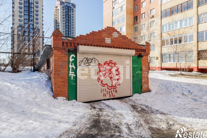 Гараж/парковка Крупской 28