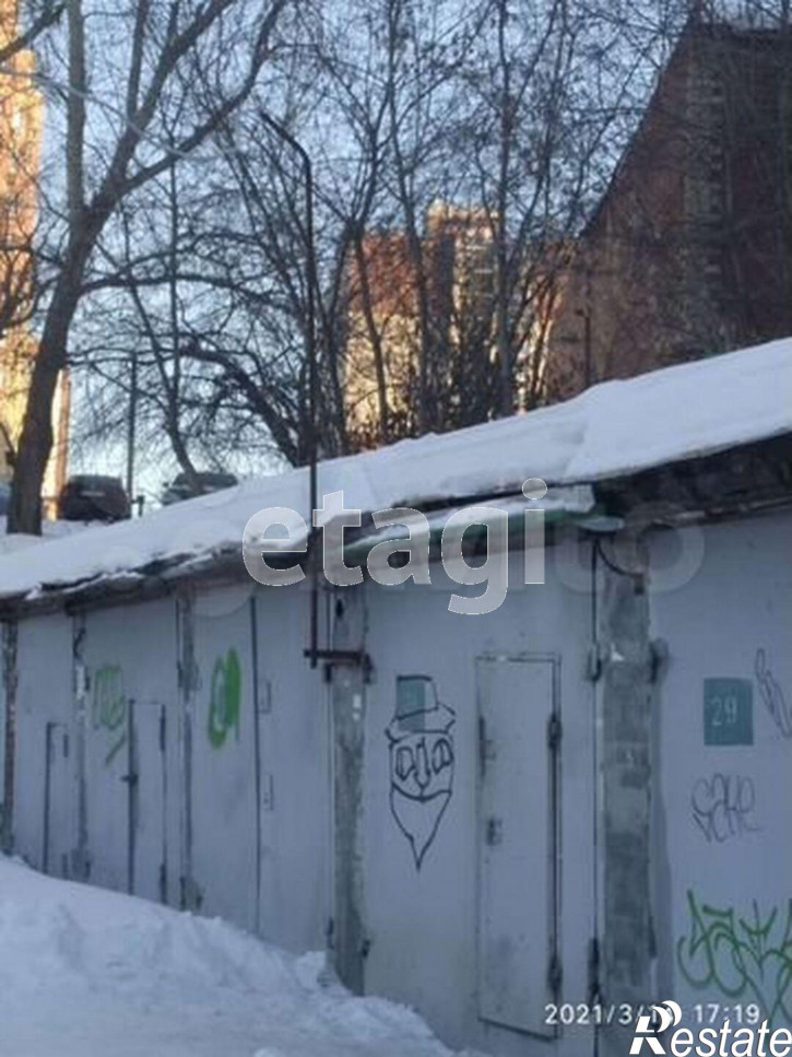 Гараж/парковка Сургутская 23