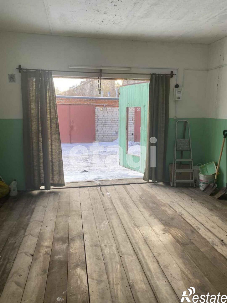 Гараж/парковка Таврическая 1
