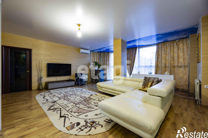 3-комн квартира Сакко и Ванцетти, 57а