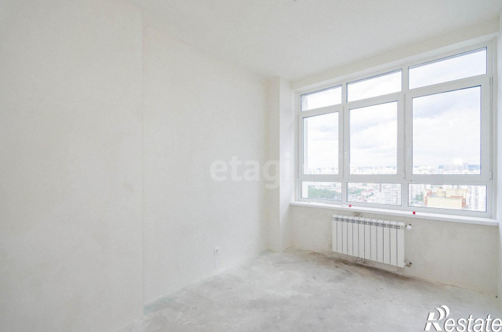 3-комн квартира Краснолесья, 10 к 4