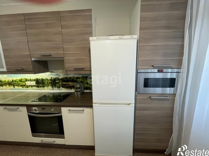 3-комн квартира Саввы Белых, 1