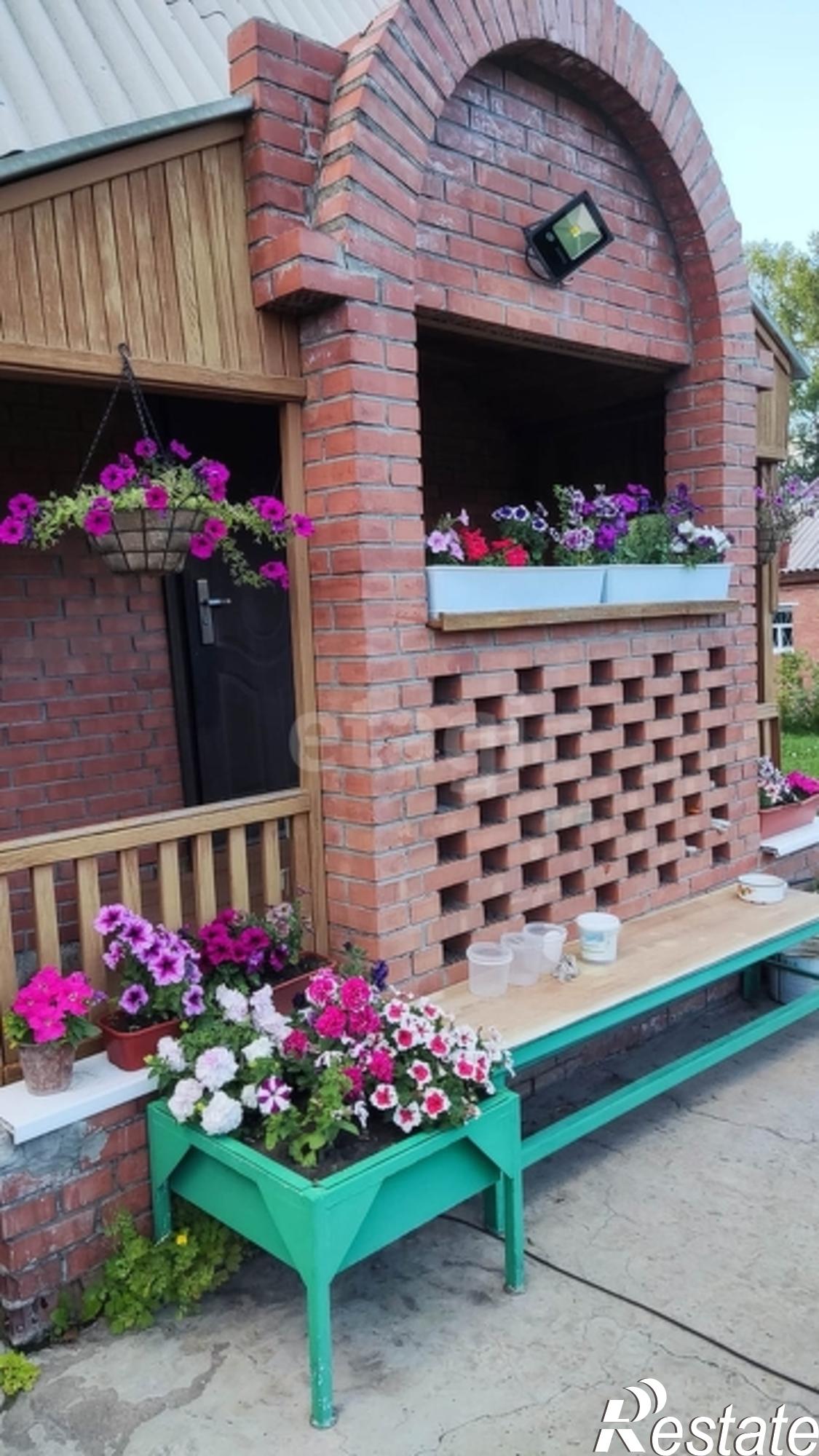 Купить дачу, дом, коттедж за 4 400 000 рублей на Array