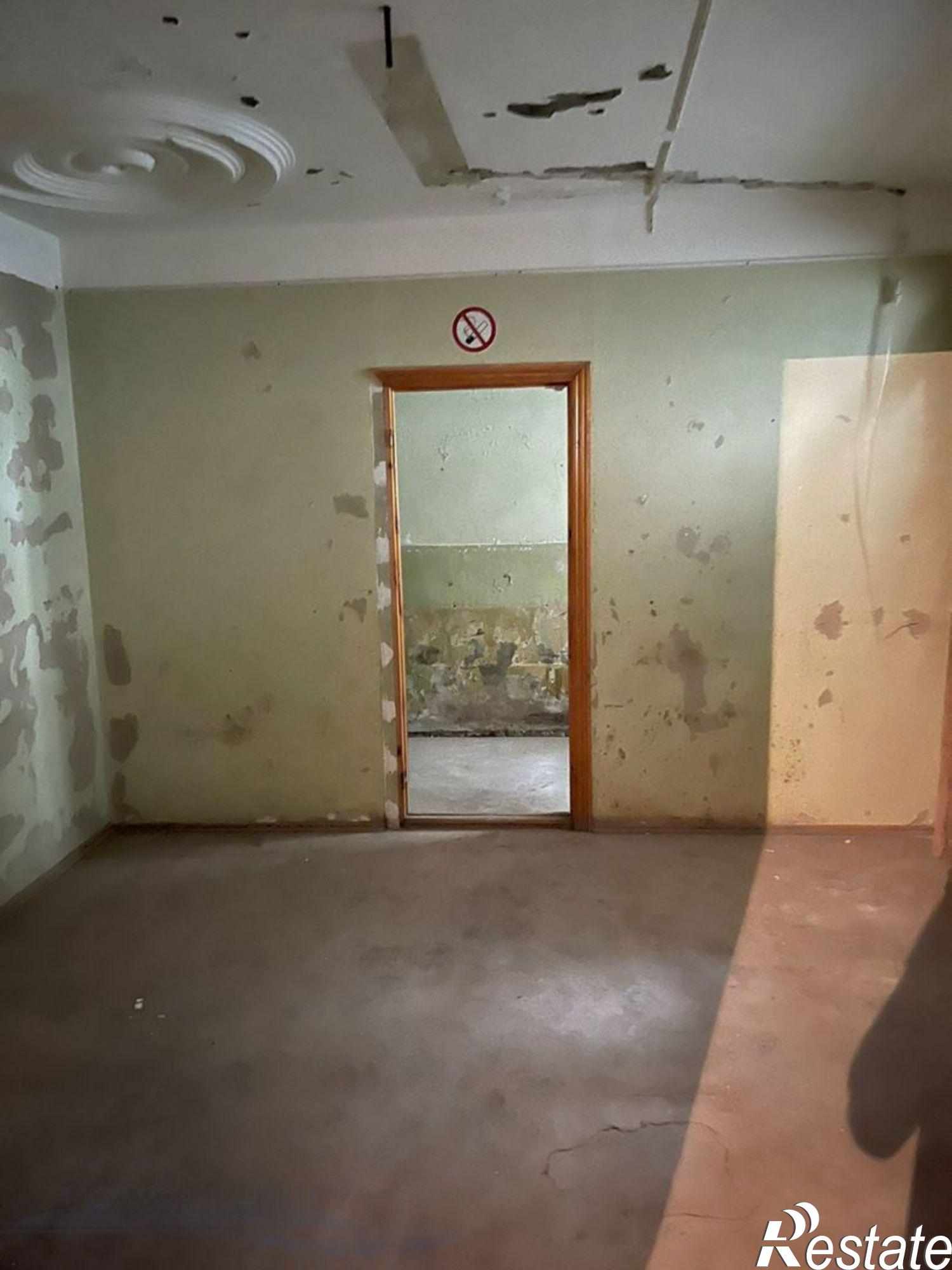 Сдать помещение свободного назначения за 90 000 рублей на г. Астрахань, Кировский район, ул. Красного Знамени, 5