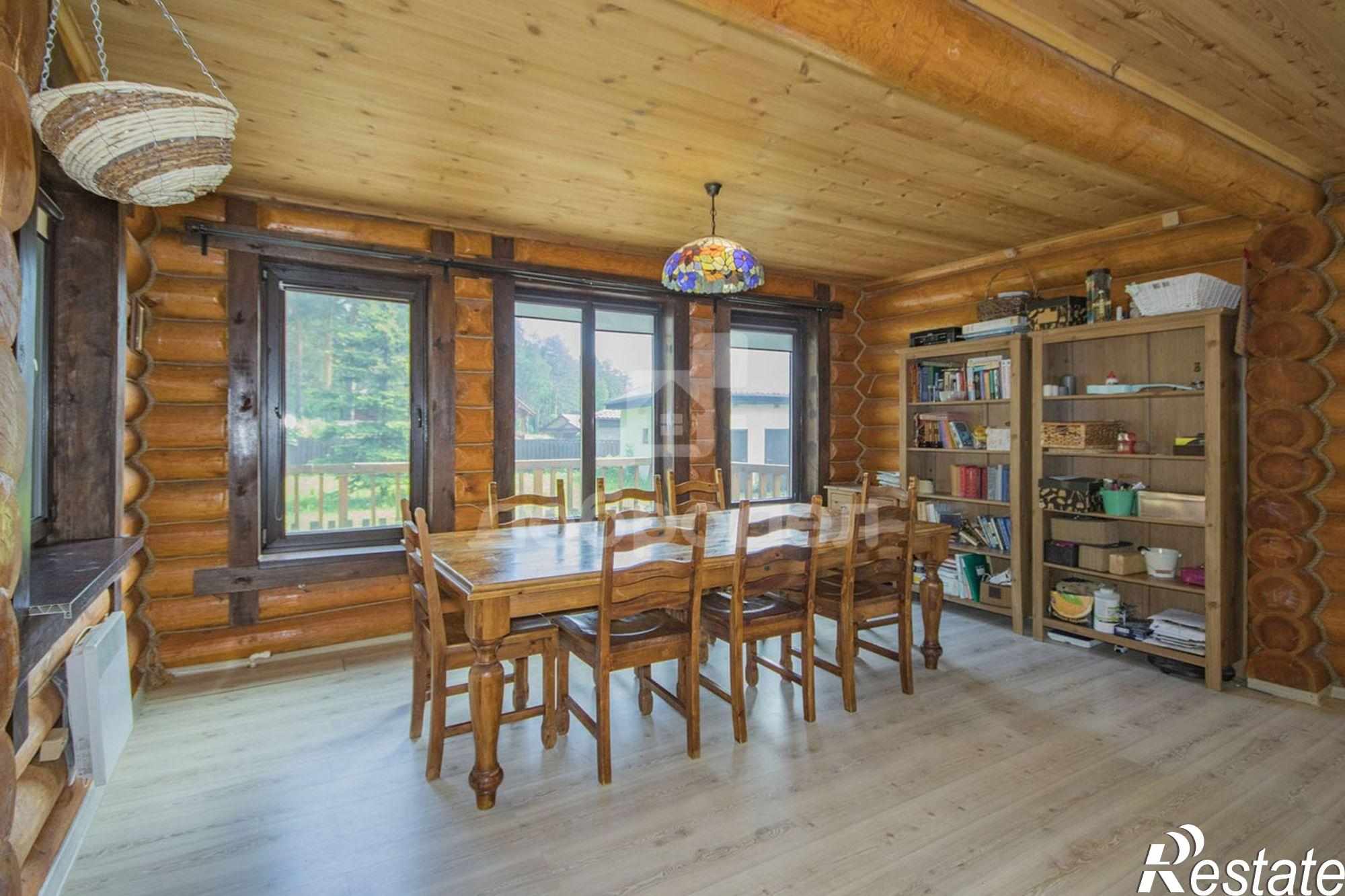 Купить дачу, дом, коттедж за 8 500 000 рублей на Хрустальная улица, 12