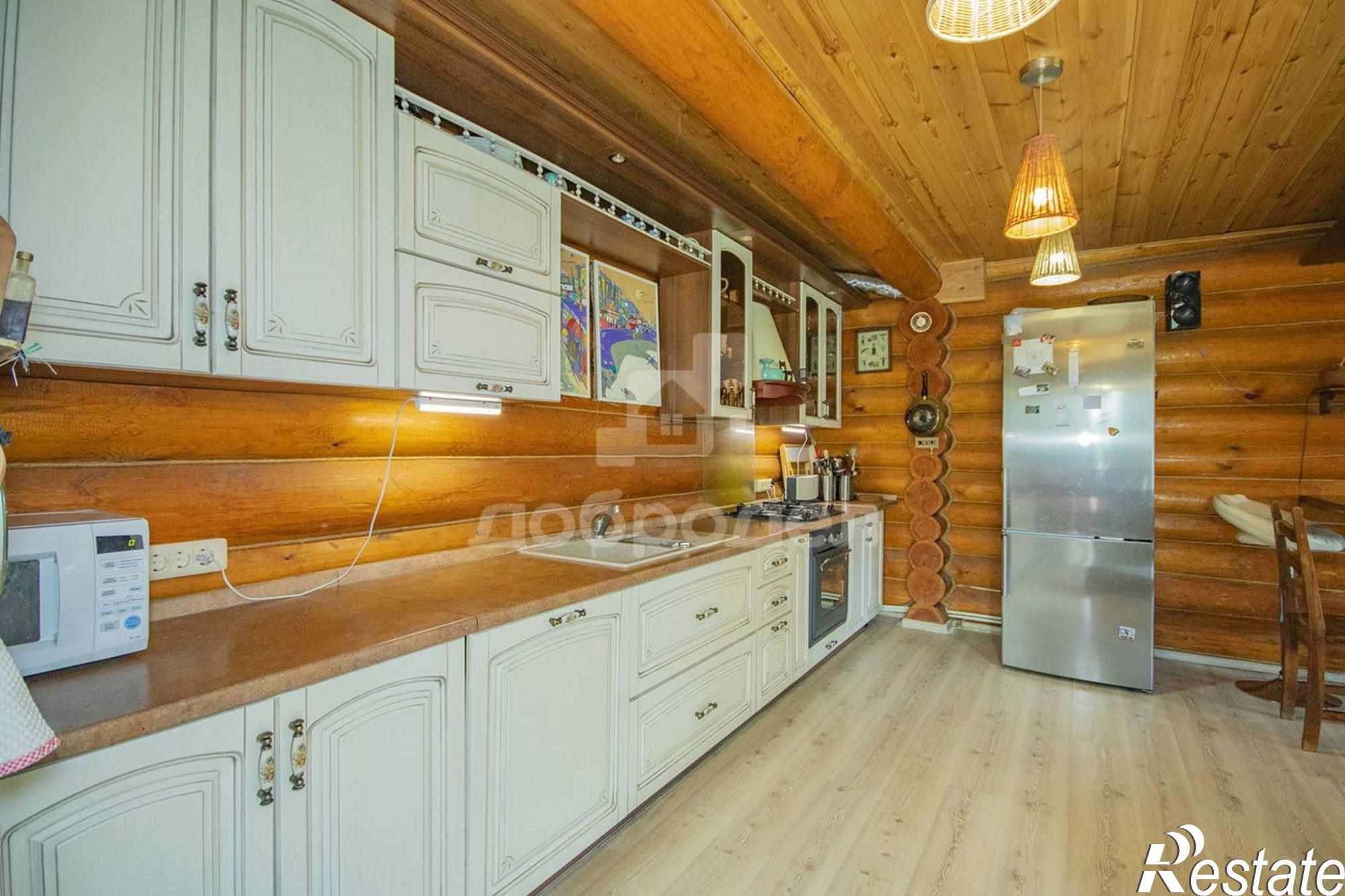Купить дачу, дом, коттедж за 8 500 000 рублей на Хрустальная улица, 12
