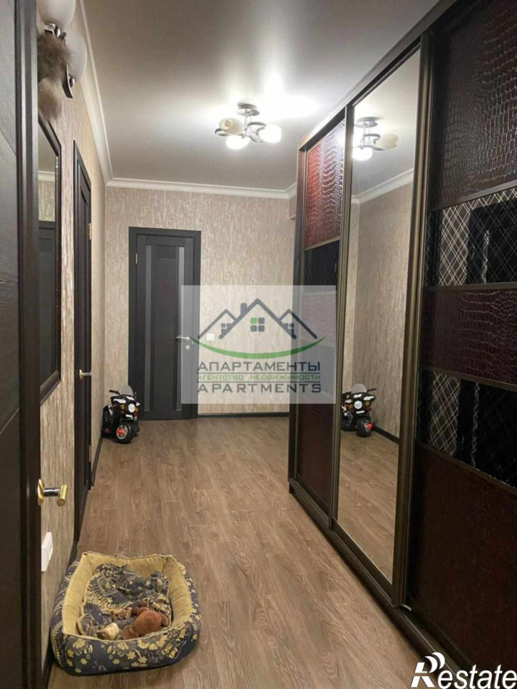 3-комн квартира Нежнова ул, 21к4